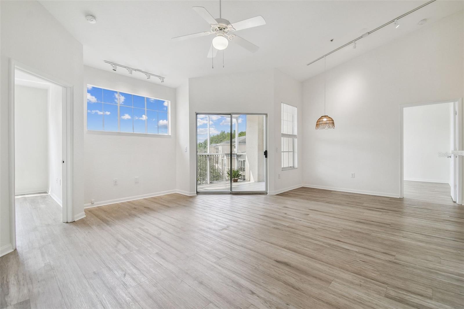 5125 PALM SPRINGS BOULEVARD 7303