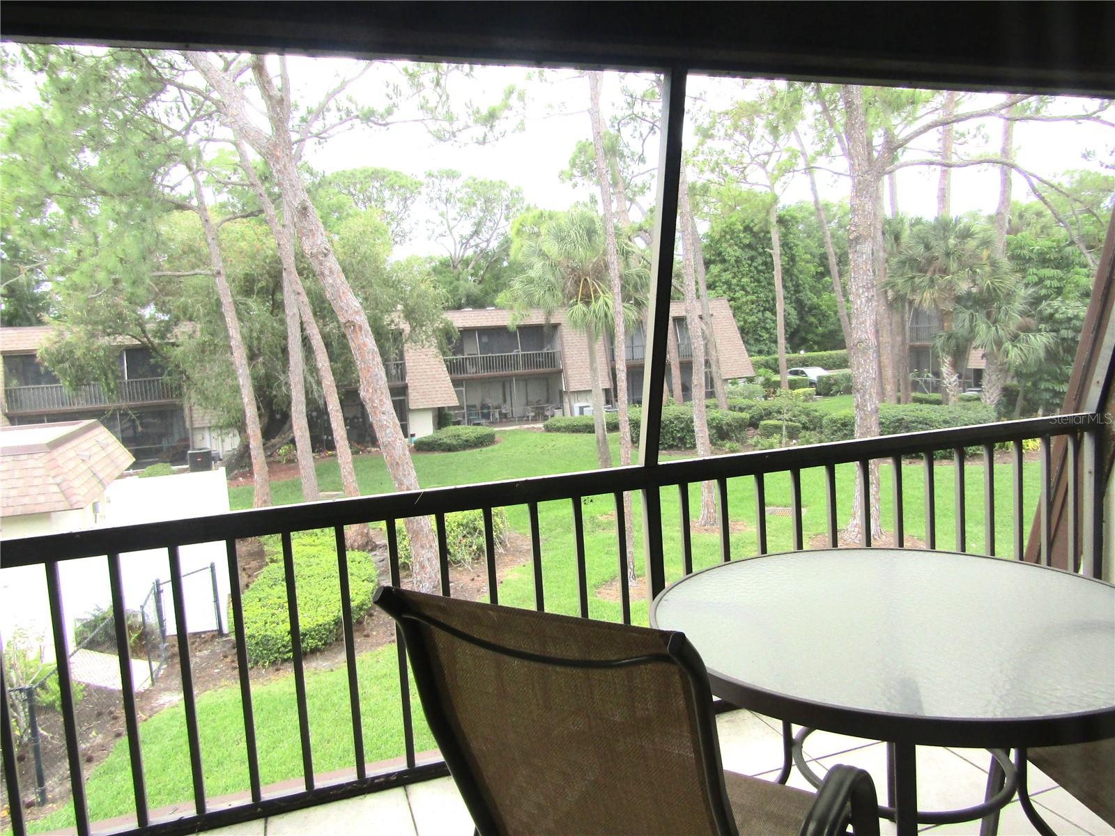 PINEBROOK HOLLOW - Residential Lease