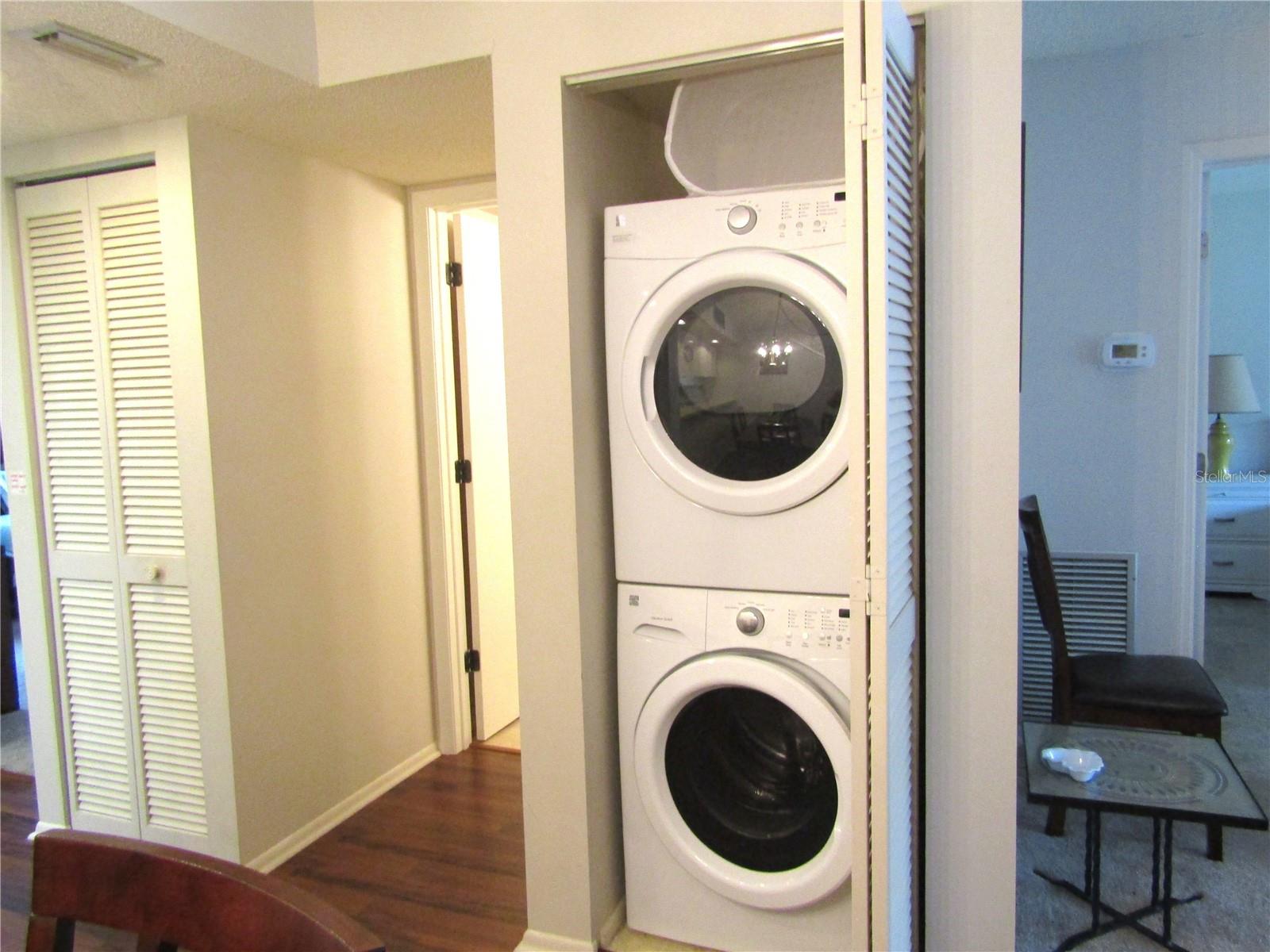 PINEBROOK HOLLOW - Residential Lease