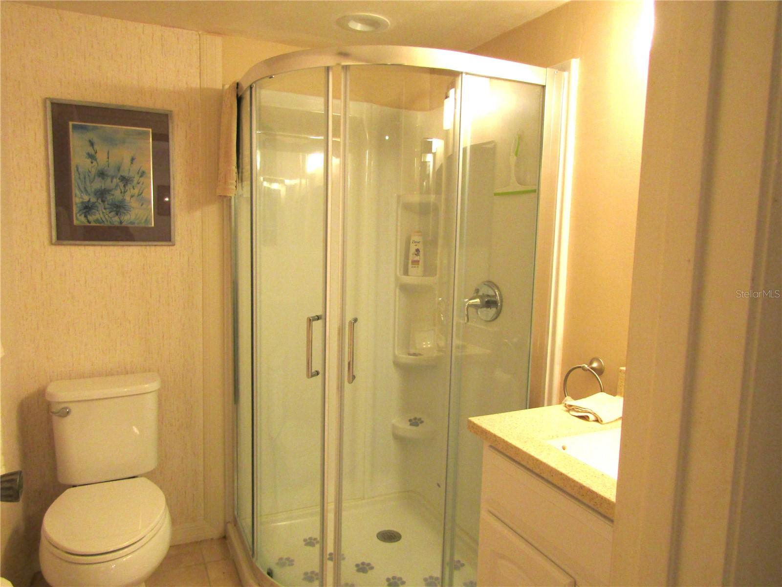 PINEBROOK HOLLOW - Residential Lease