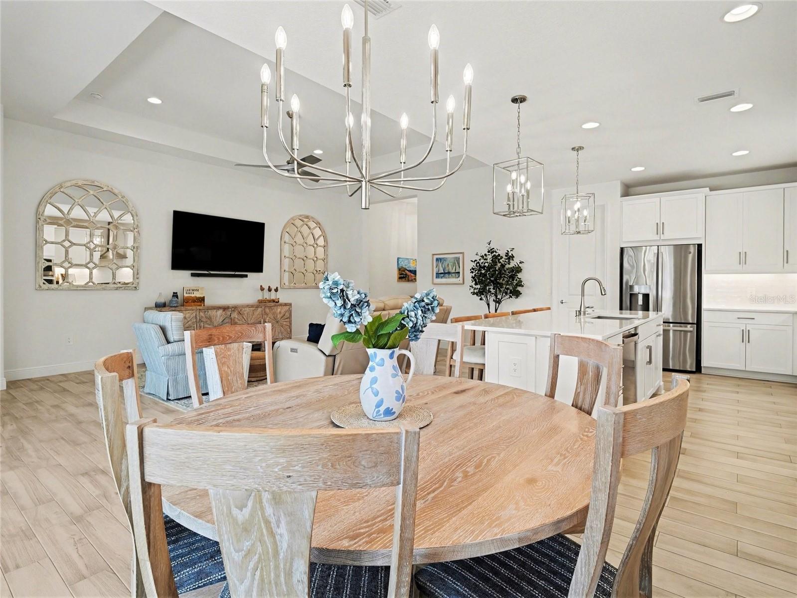 LAKEHOUSE COVE/WATERSIDE PH 2 - Residential