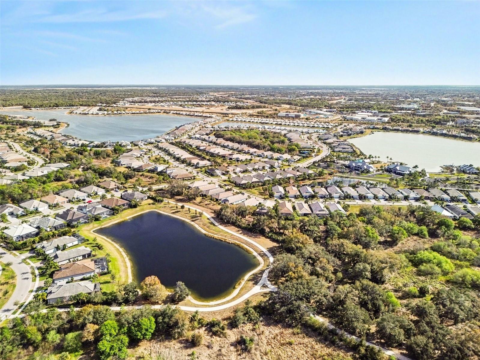 LAKEHOUSE COVE/WATERSIDE PH 2 - Residential