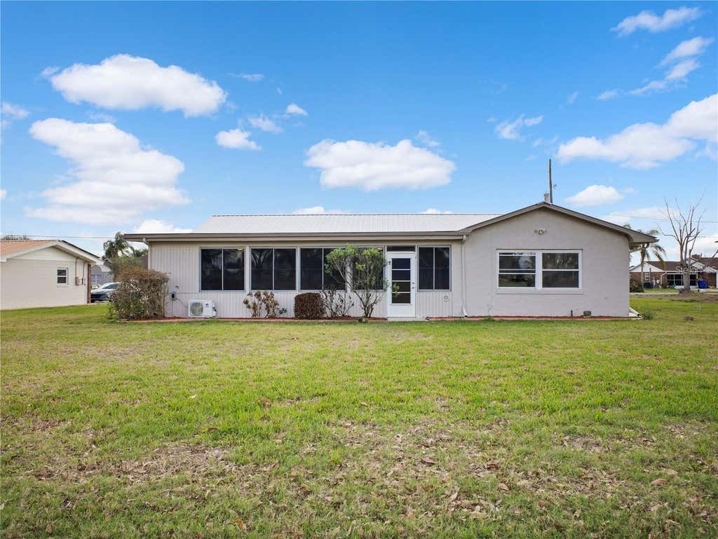 Photo of 196 W Lake Damon Drive, Avon Park, FL 33825 (MLS # O6432070)