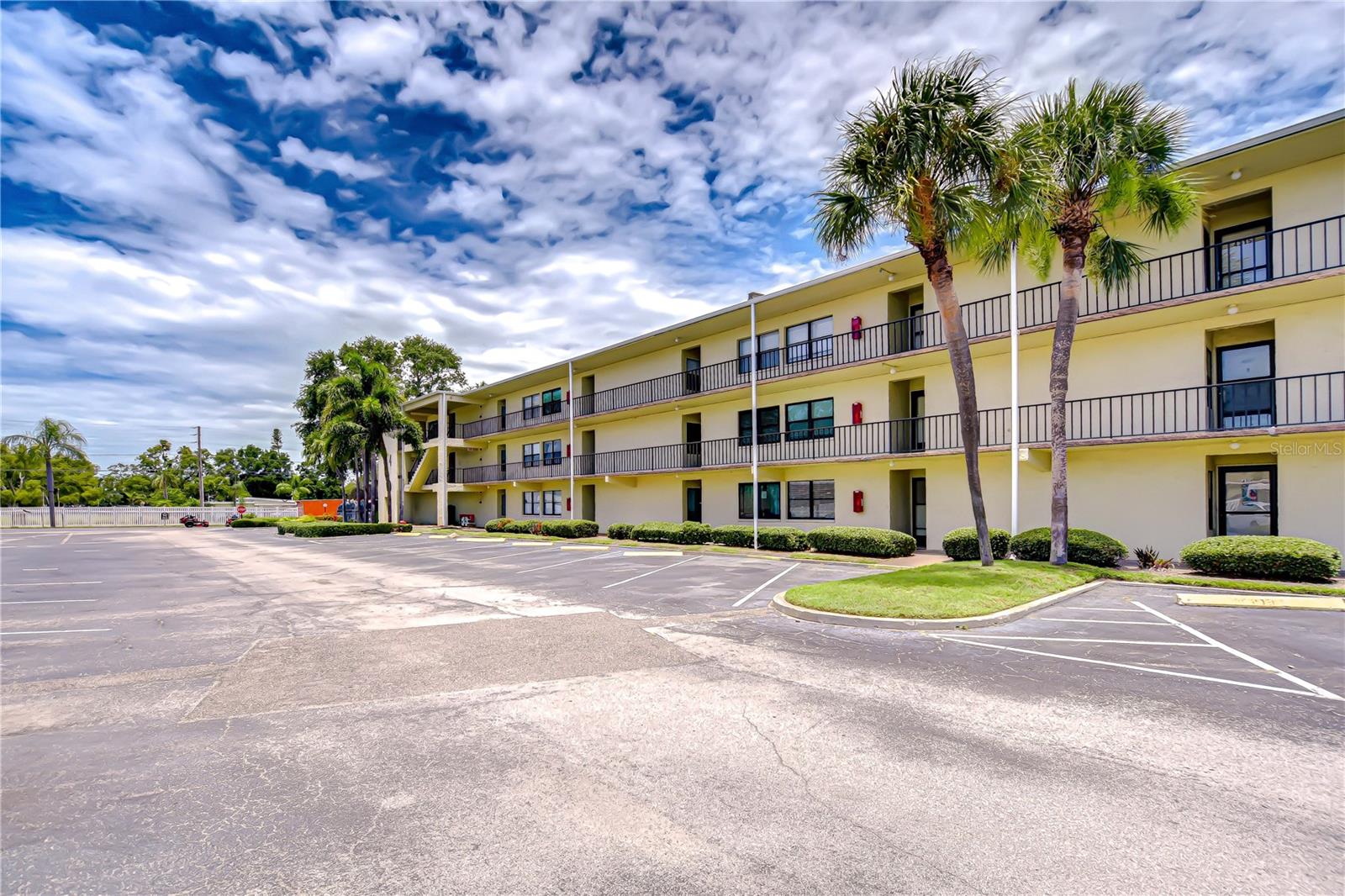 14130 ROSEMARY LANE 4215