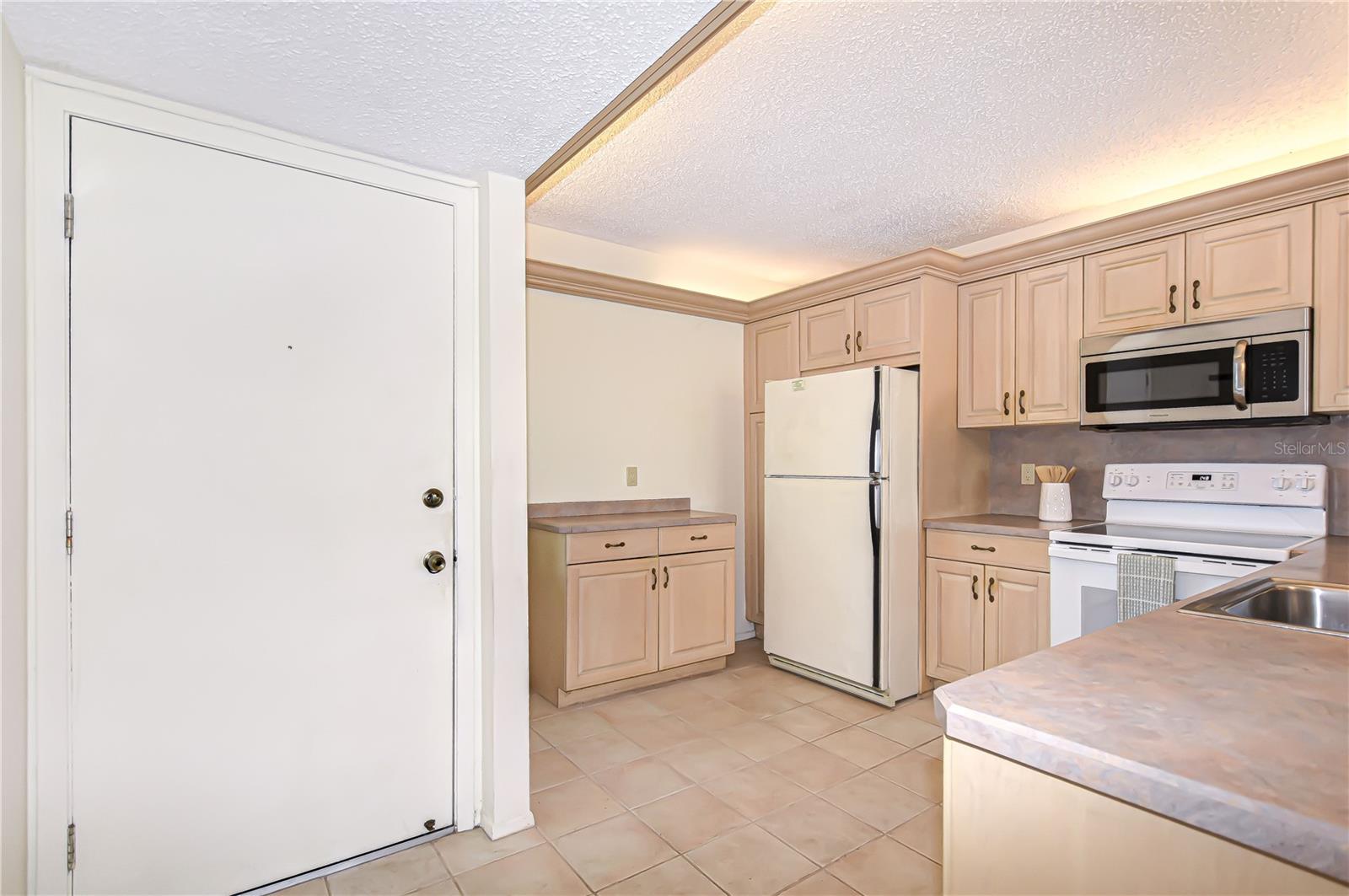 14130 ROSEMARY LANE 4215