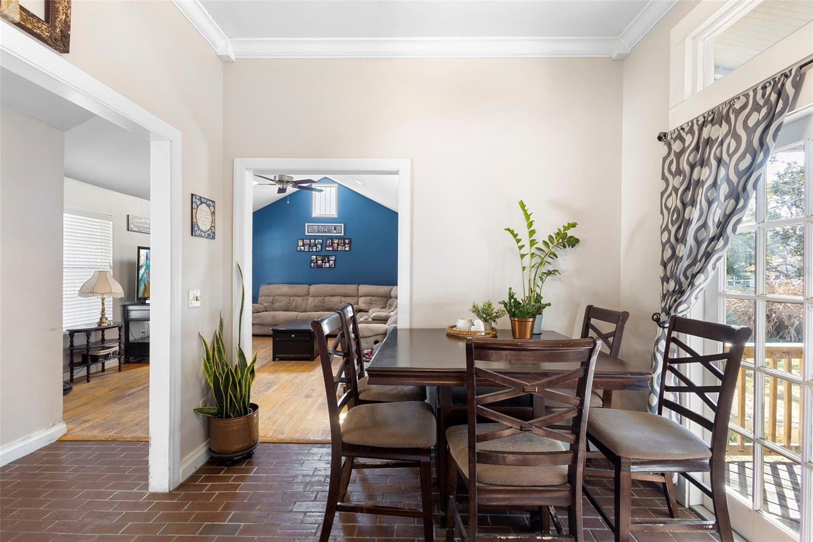 HIGHRIDGE ESTATES REP - Residential