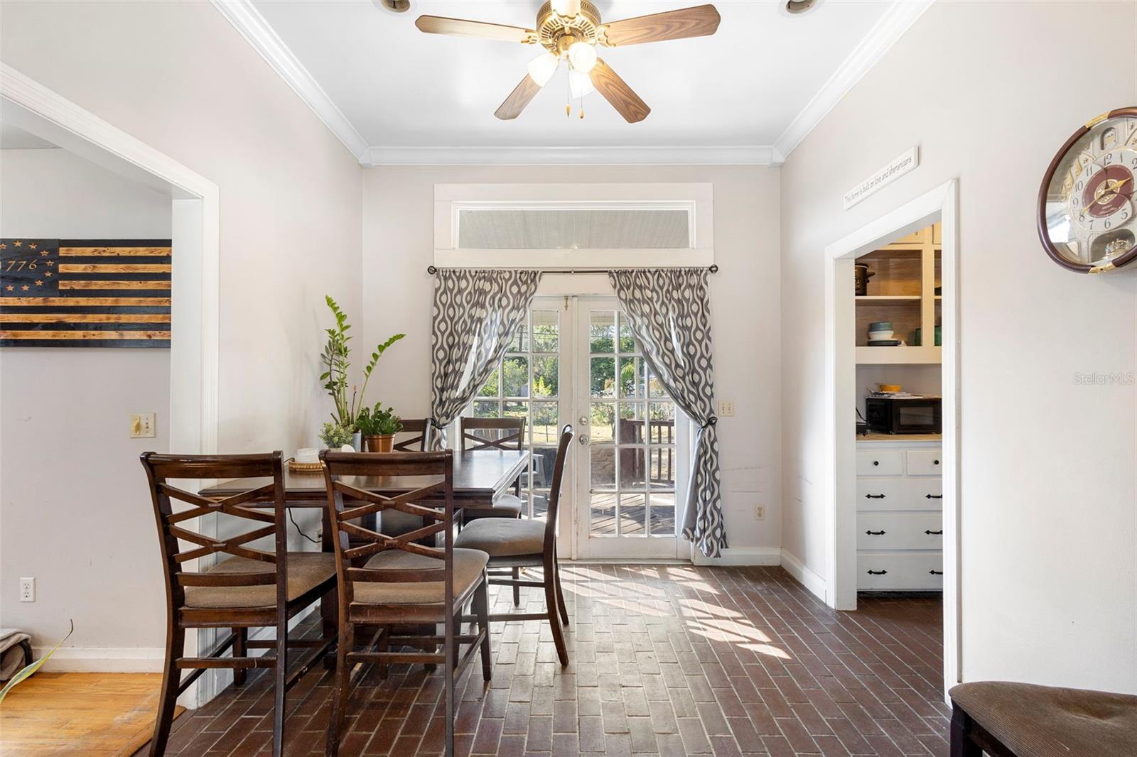 HIGHRIDGE ESTATES REP - Residential