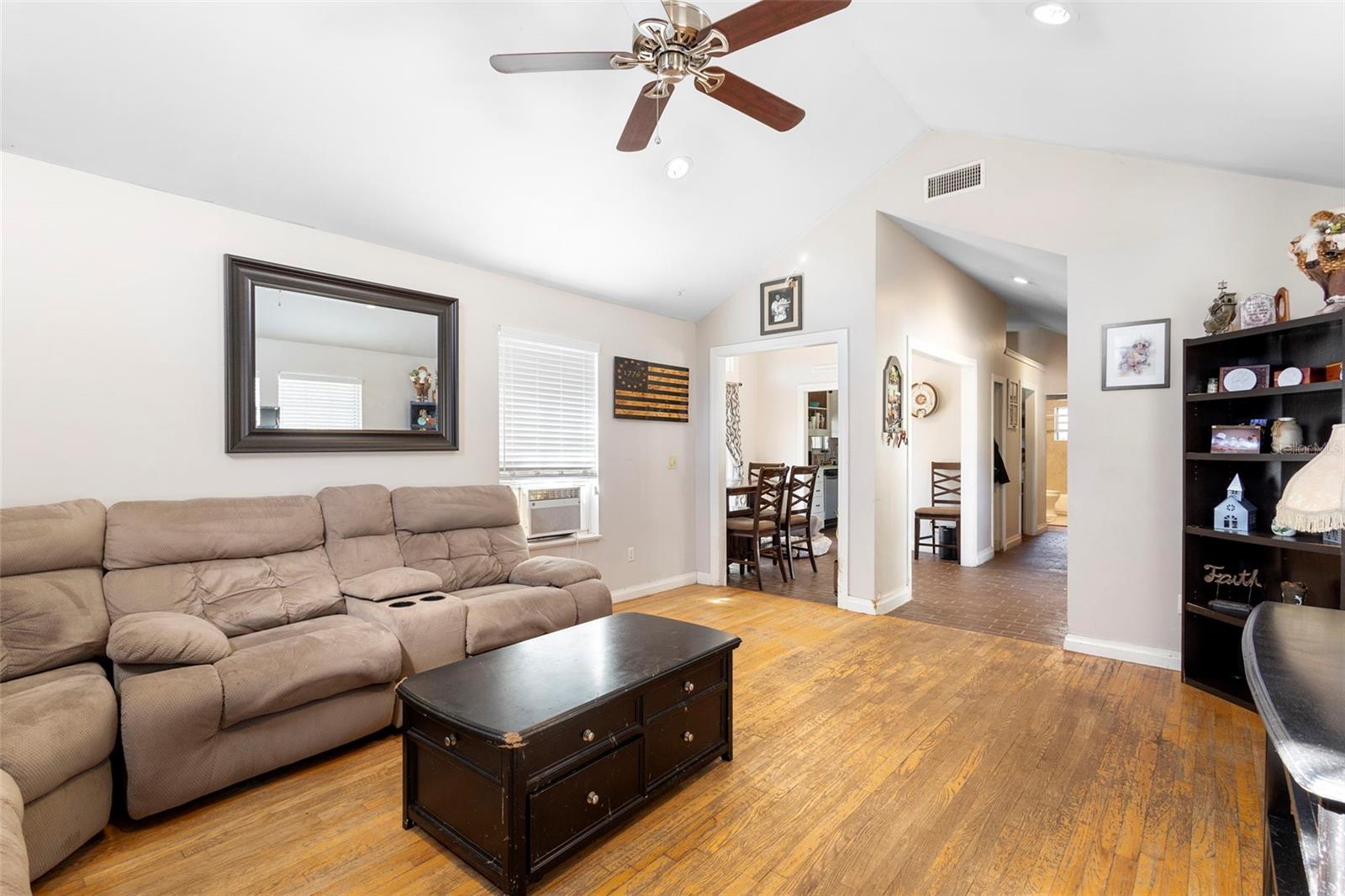 HIGHRIDGE ESTATES REP - Residential