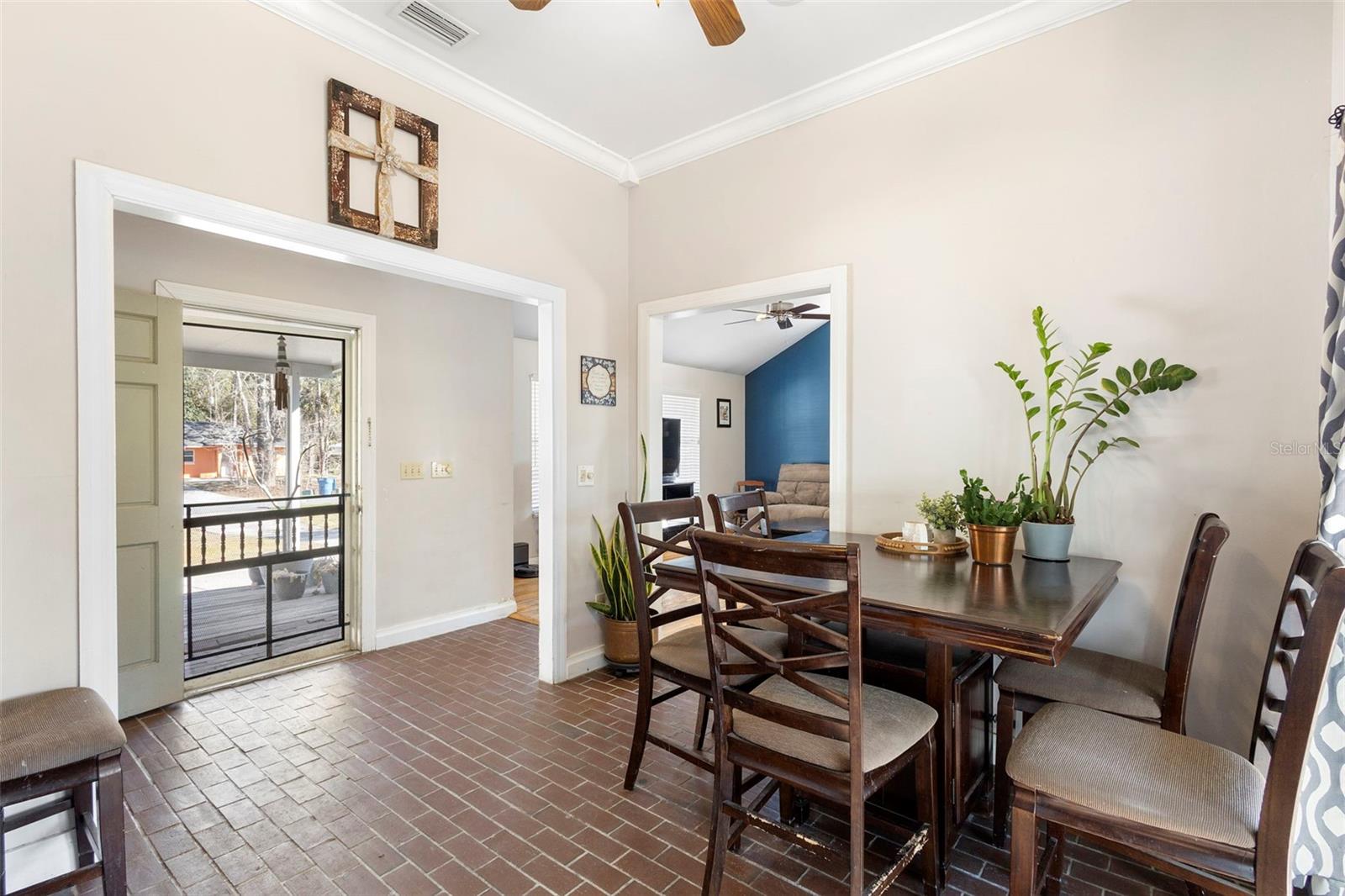 HIGHRIDGE ESTATES REP - Residential