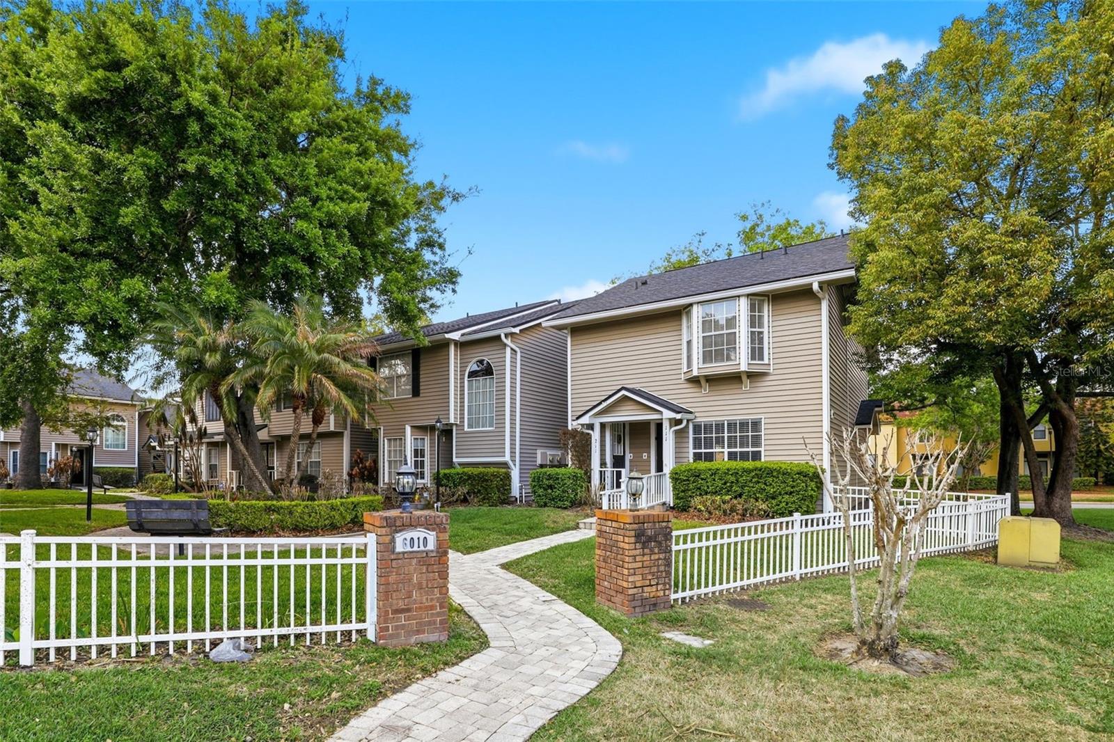 LAKEVIEW VILLAGE CONDO 09 - Residential