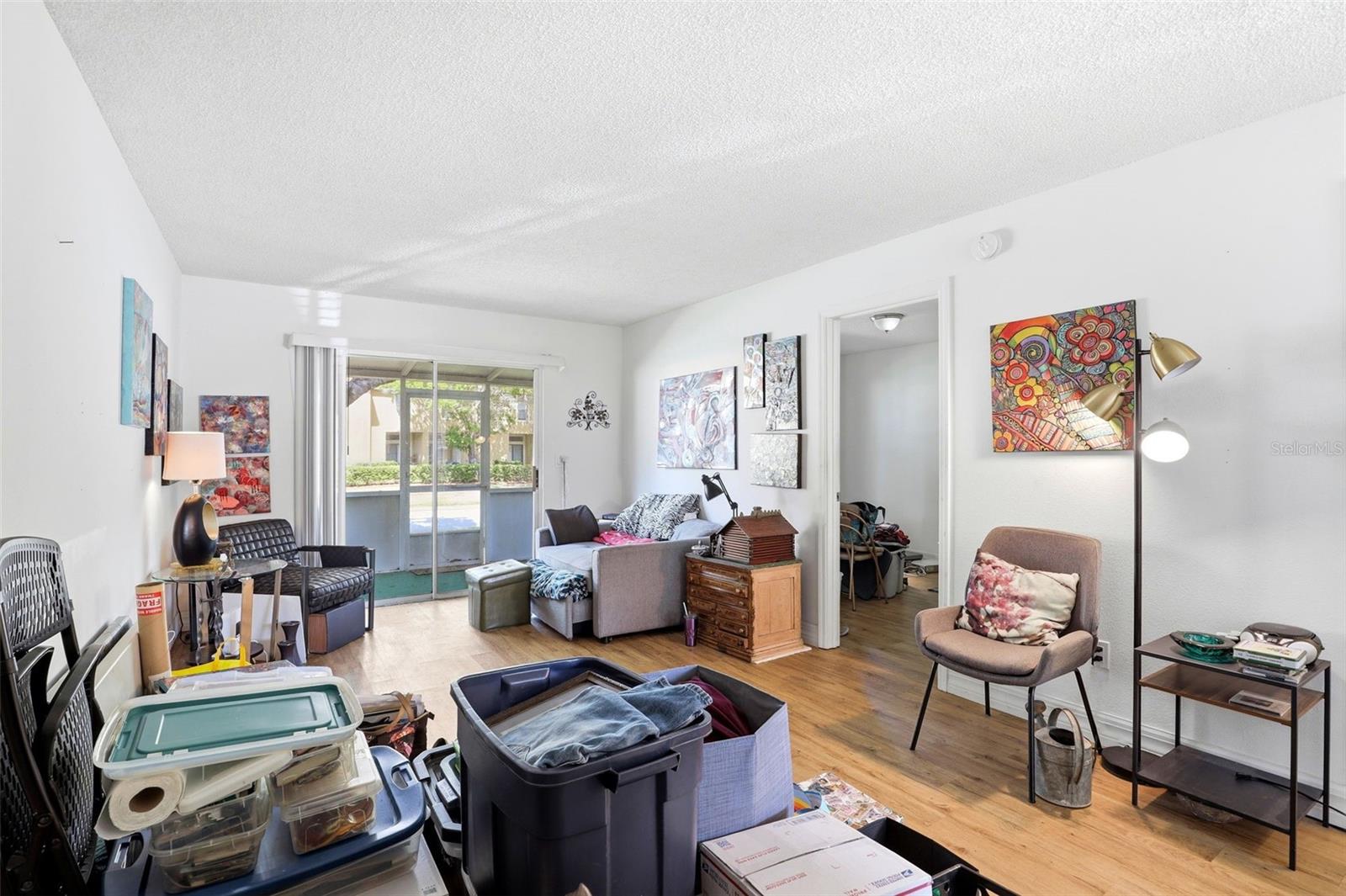 LAKEVIEW VILLAGE CONDO 09 - Residential