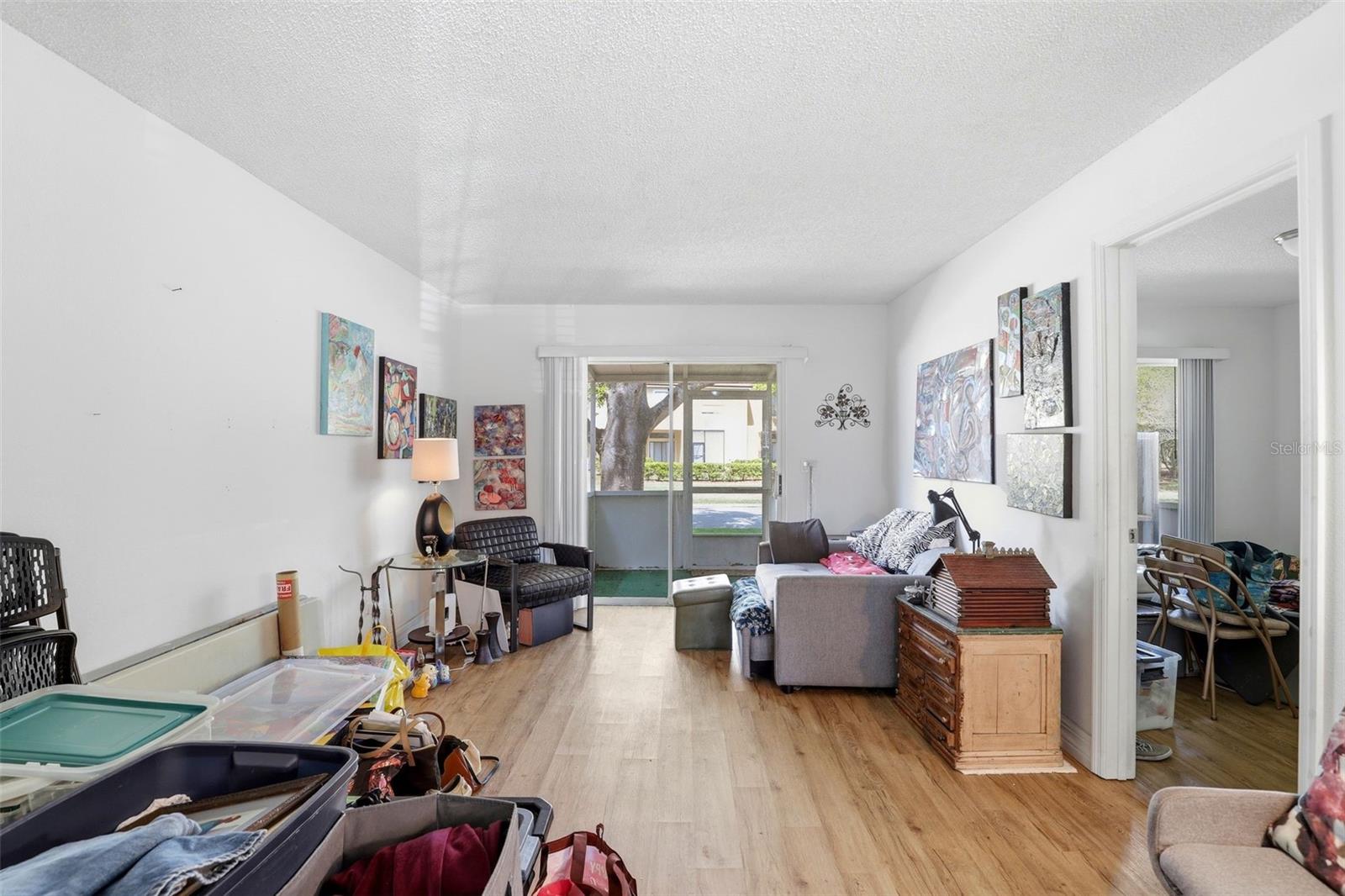 LAKEVIEW VILLAGE CONDO 09 - Residential