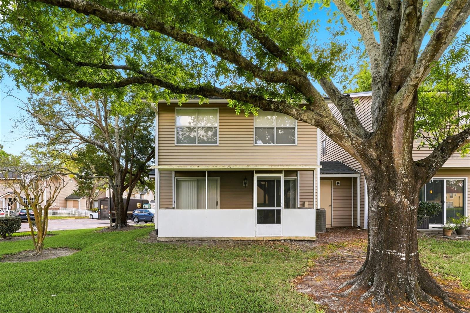 LAKEVIEW VILLAGE CONDO 09 - Residential