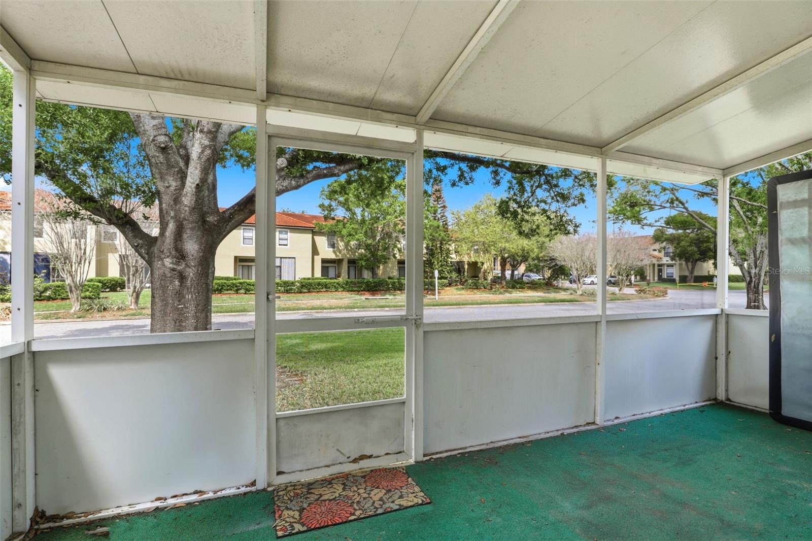 LAKEVIEW VILLAGE CONDO 09 - Residential