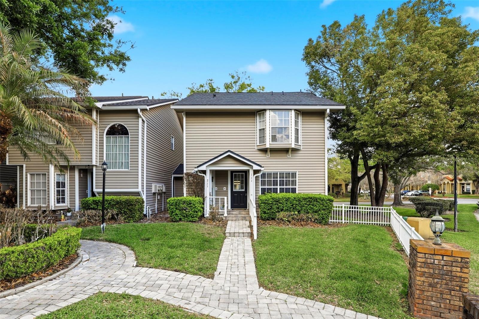 LAKEVIEW VILLAGE CONDO 09 - Residential