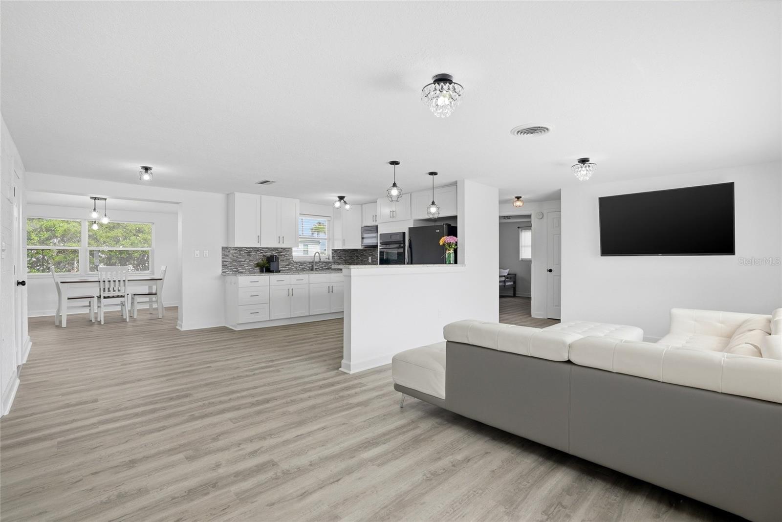 HERITAGE VILLAGE - Residential
