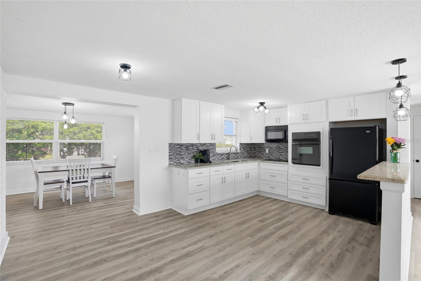 HERITAGE VILLAGE - Residential