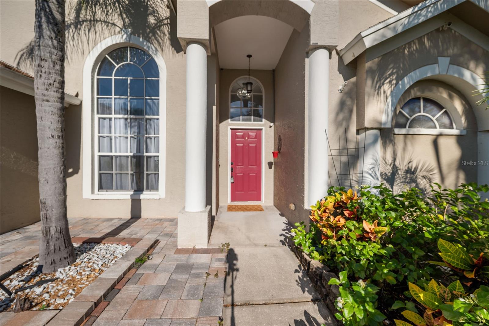 10028 OASIS PALM DR