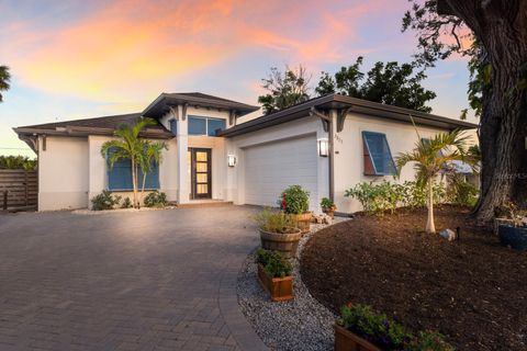 2823 MARSHALL DRIVE SARASOTA FL 34239