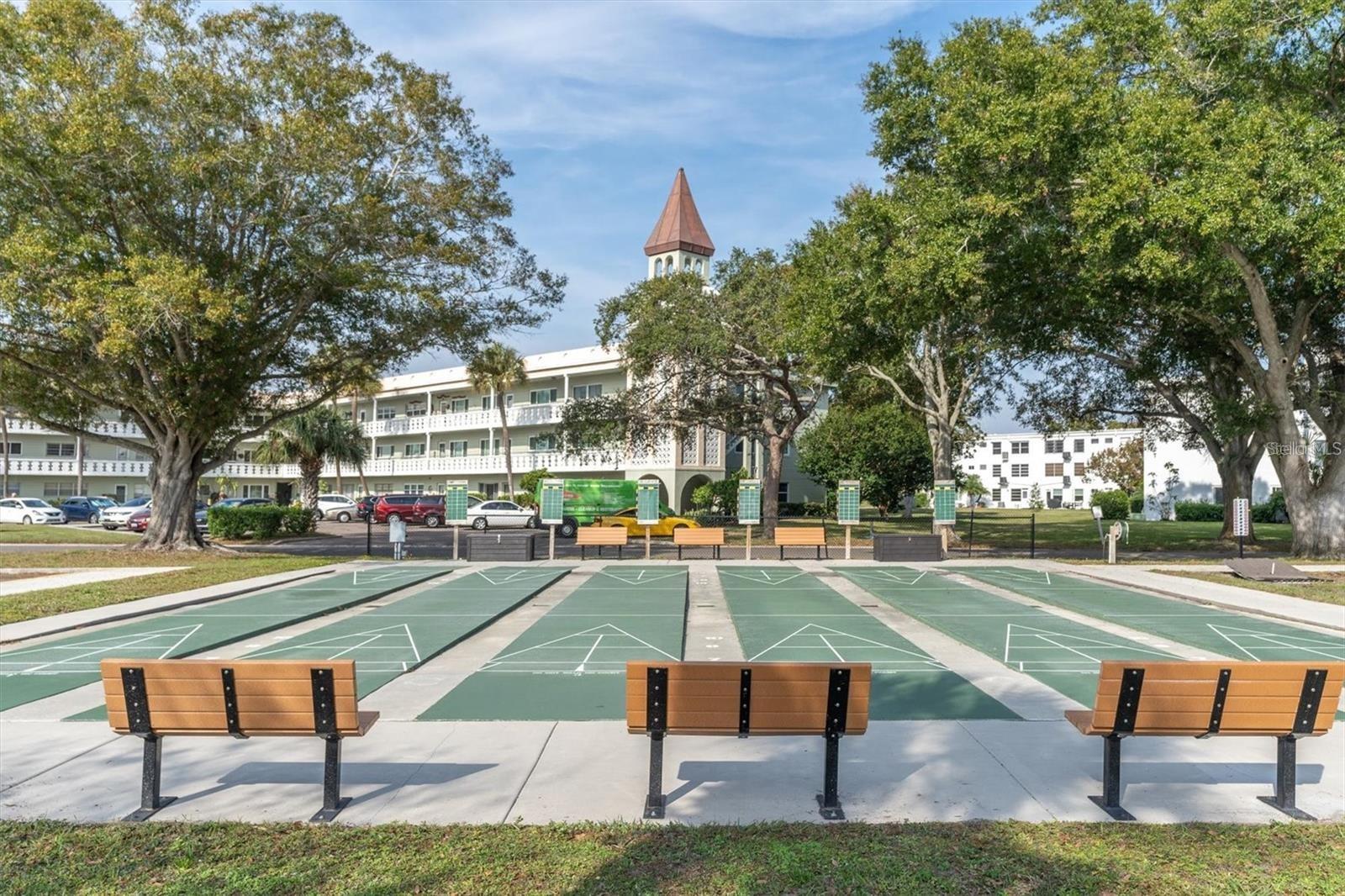 ON TOP OF THE WORLD - Residential Lease