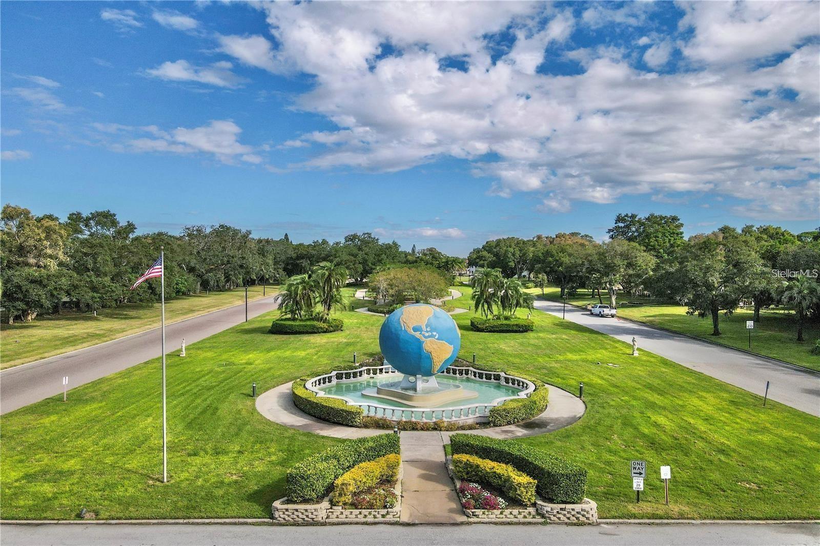 ON TOP OF THE WORLD - Residential Lease