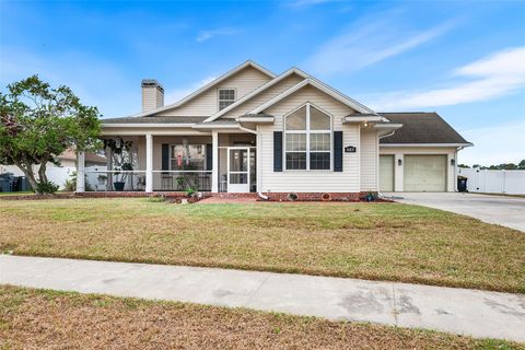 A home in LAKELAND