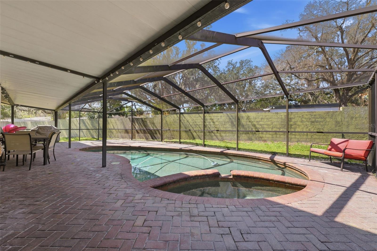 RAINTREE TERRACE ADD - Residential