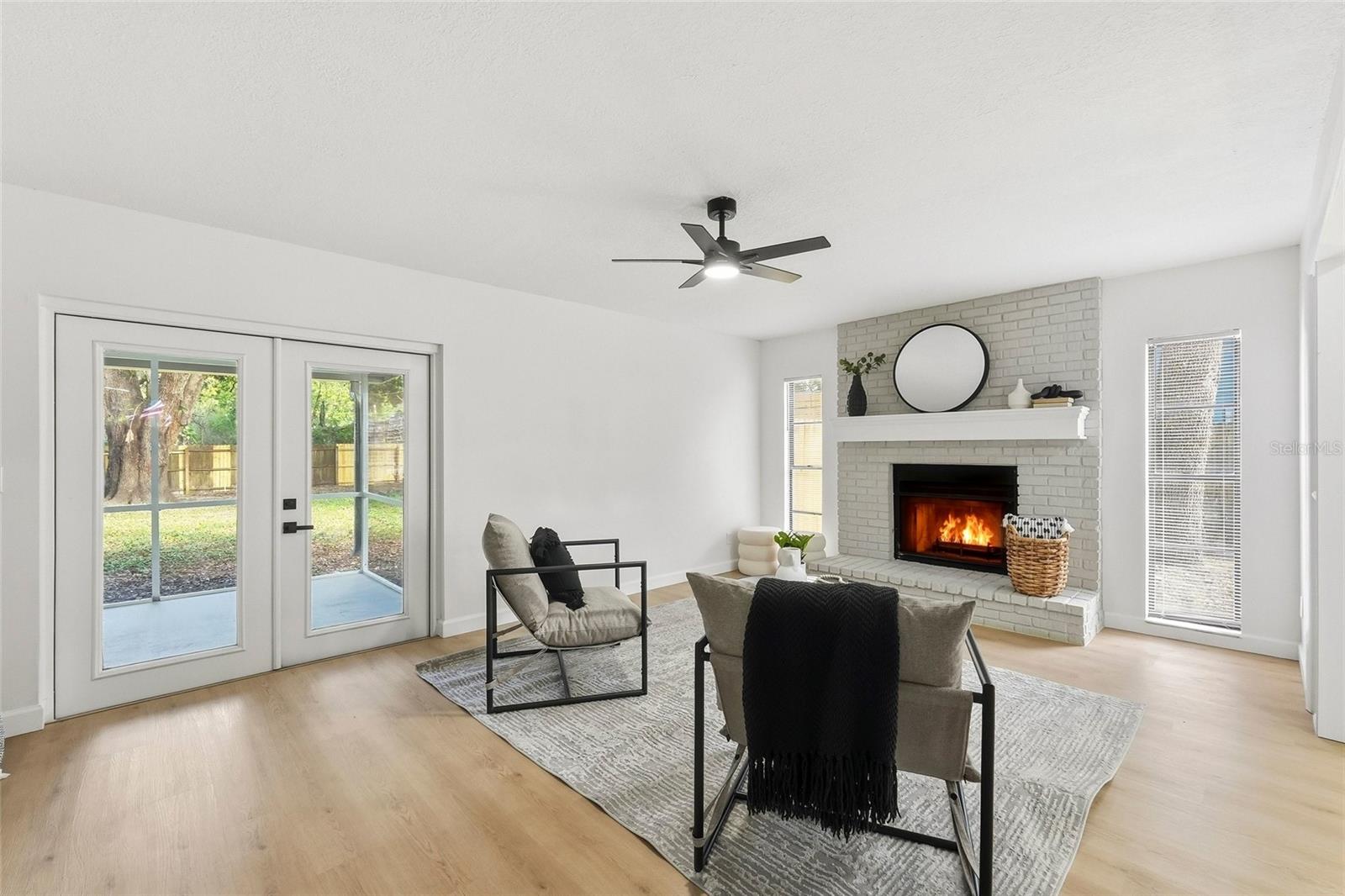 BRYAN OAKS - Residential