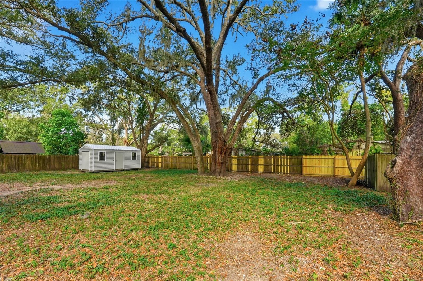 BRYAN OAKS - Residential