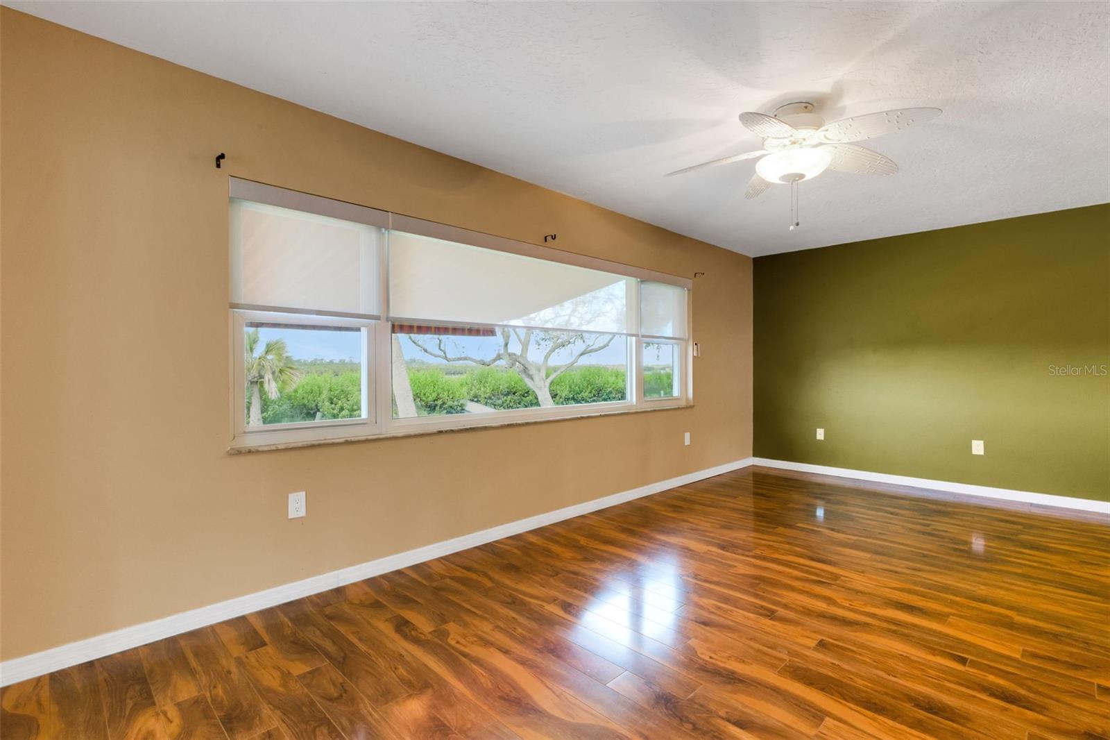 RIVER ISLES - Residential