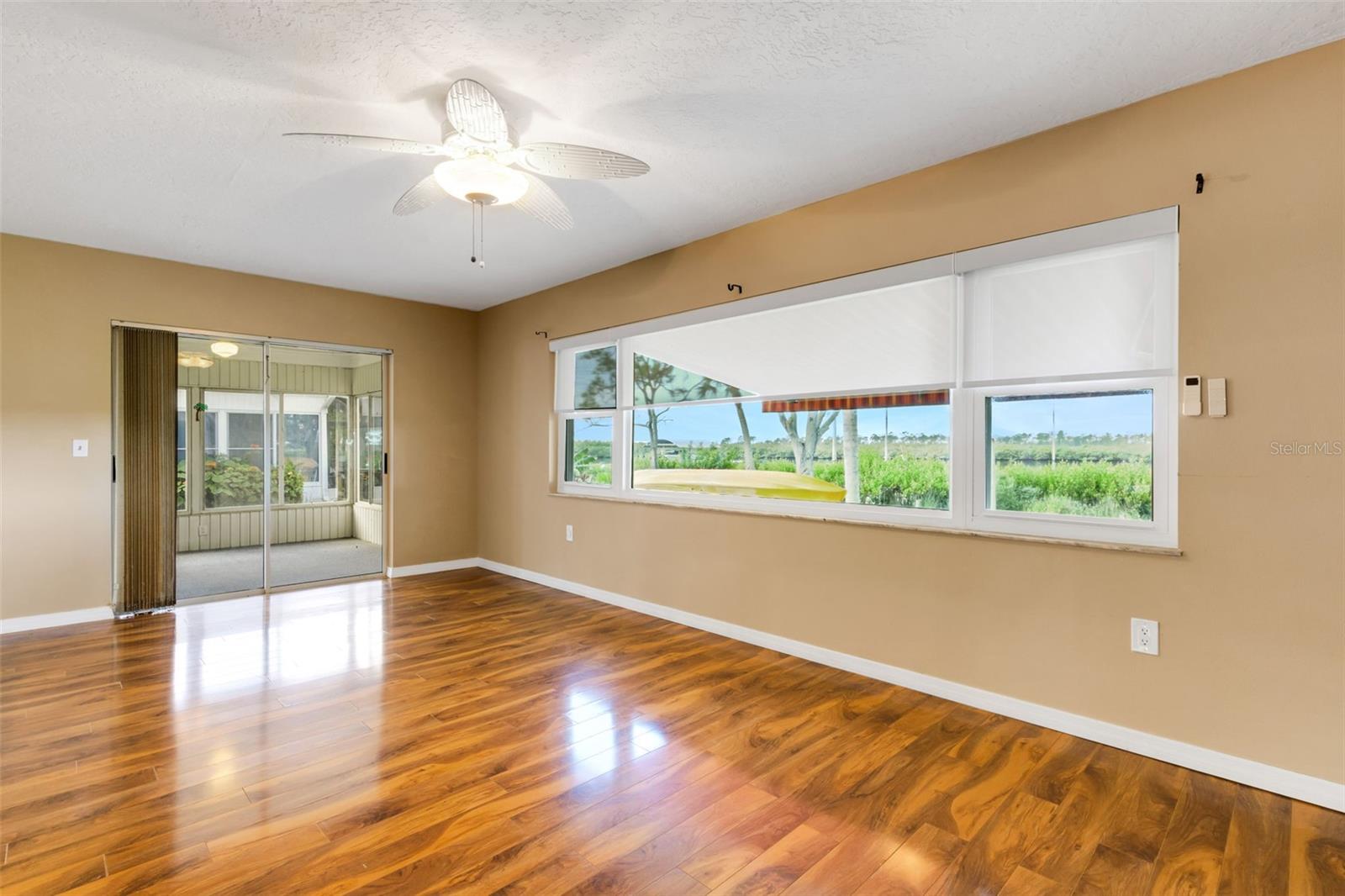 RIVER ISLES - Residential