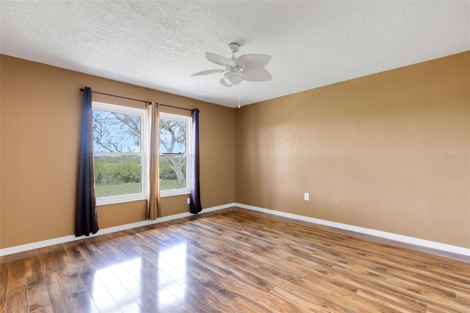 RIVER ISLES - Residential