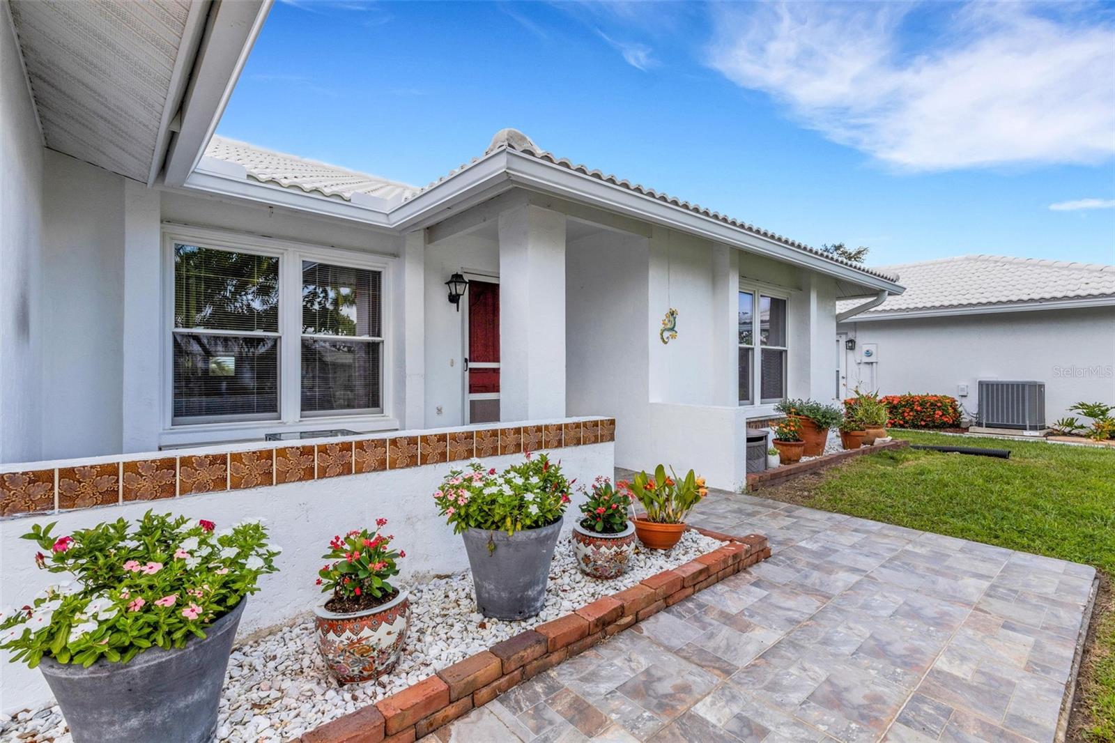 RIVER ISLES - Residential