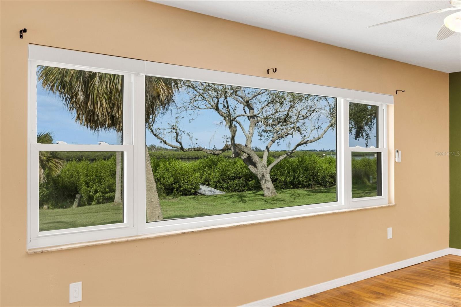 RIVER ISLES - Residential