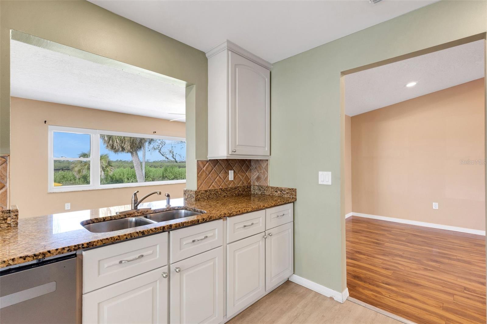 RIVER ISLES - Residential