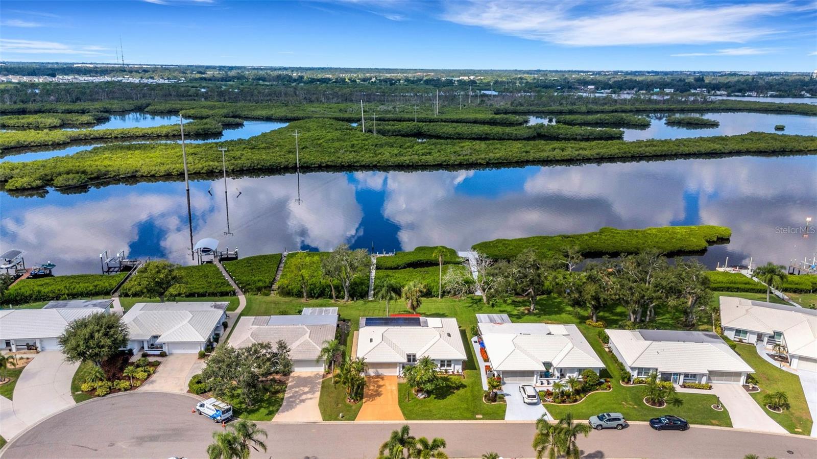 RIVER ISLES - Residential