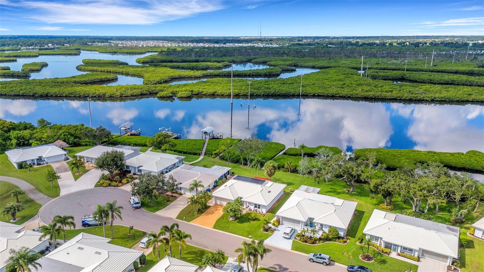 RIVER ISLES - Residential