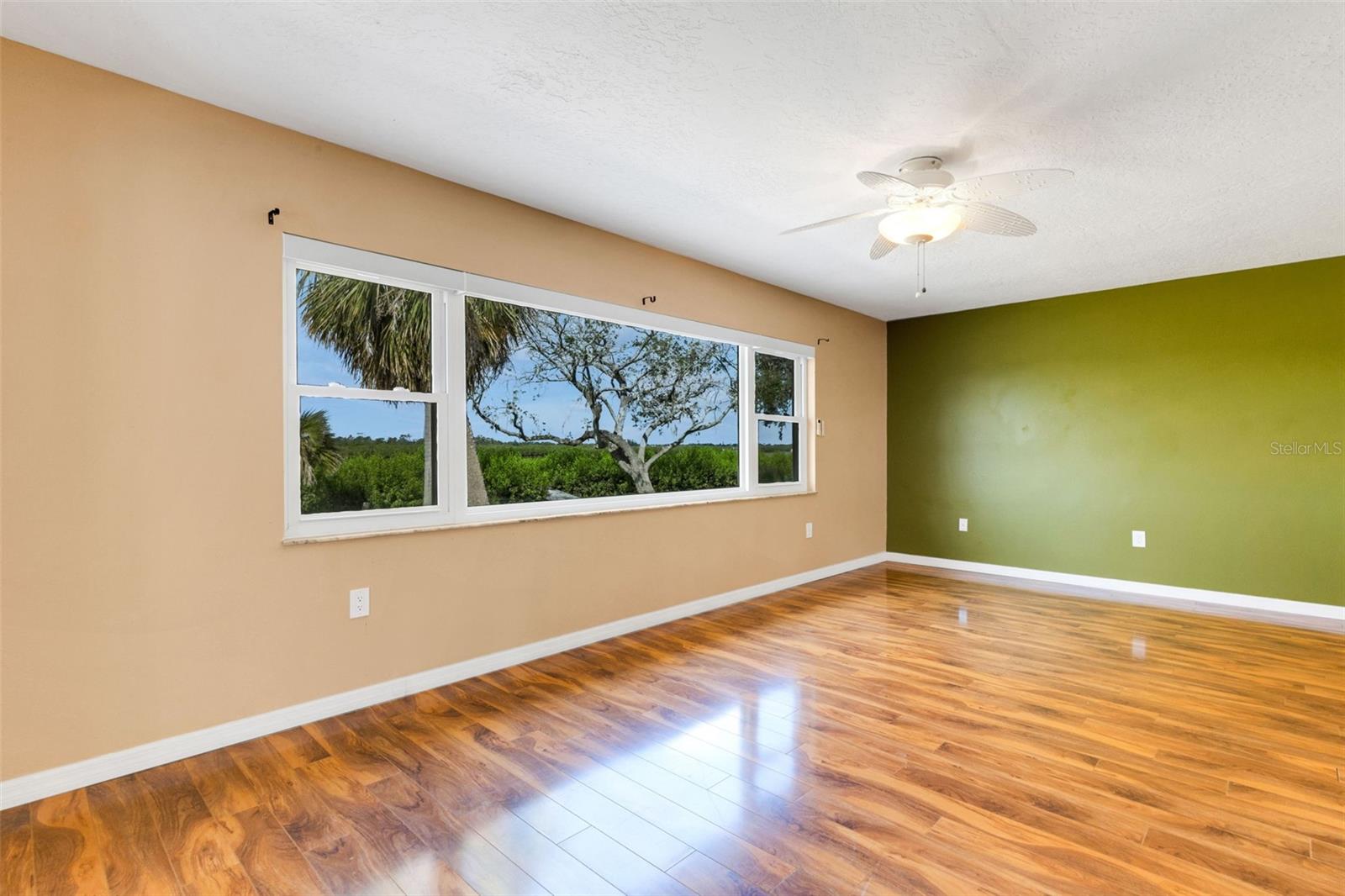 RIVER ISLES - Residential