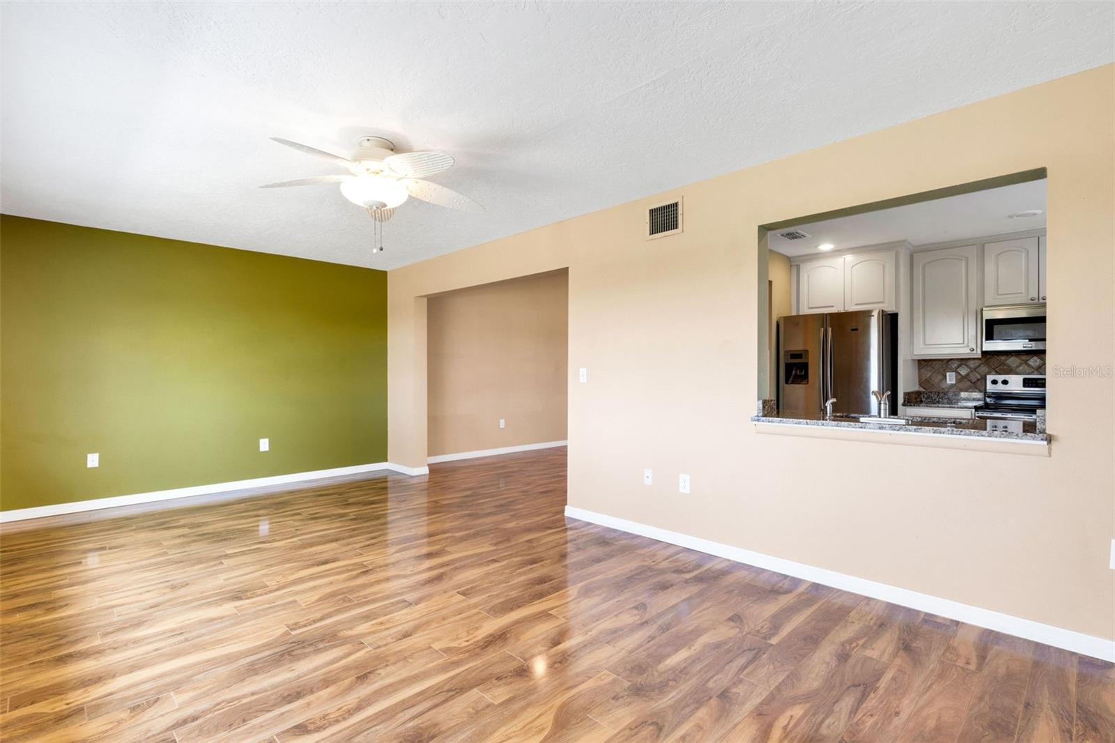 RIVER ISLES - Residential