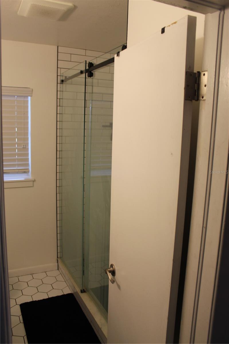 OAKFORD - Residential Lease