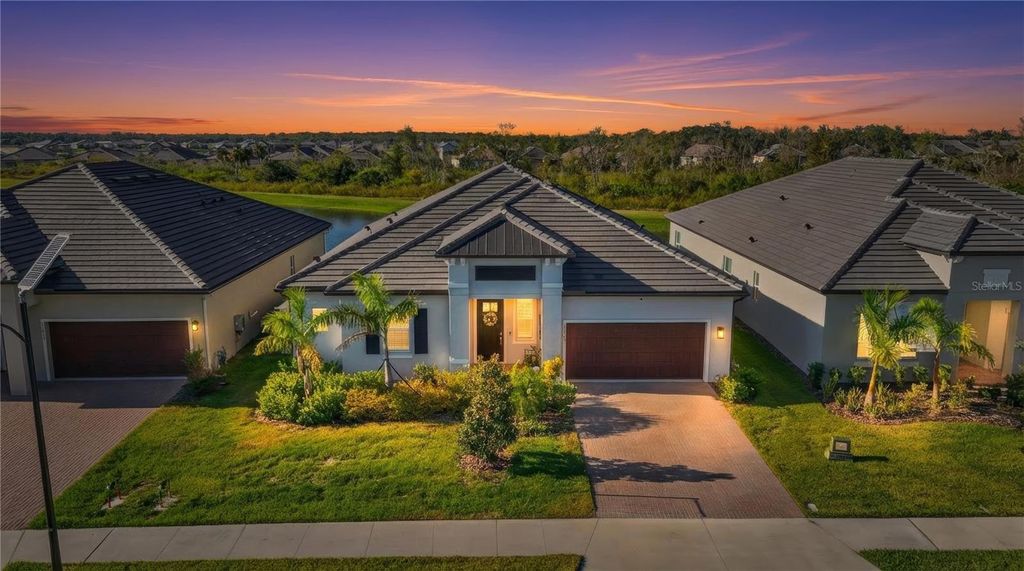 Photo of 12219 Violet Jasper Drive, Parrish, FL 34219 (MLS # A4669376)