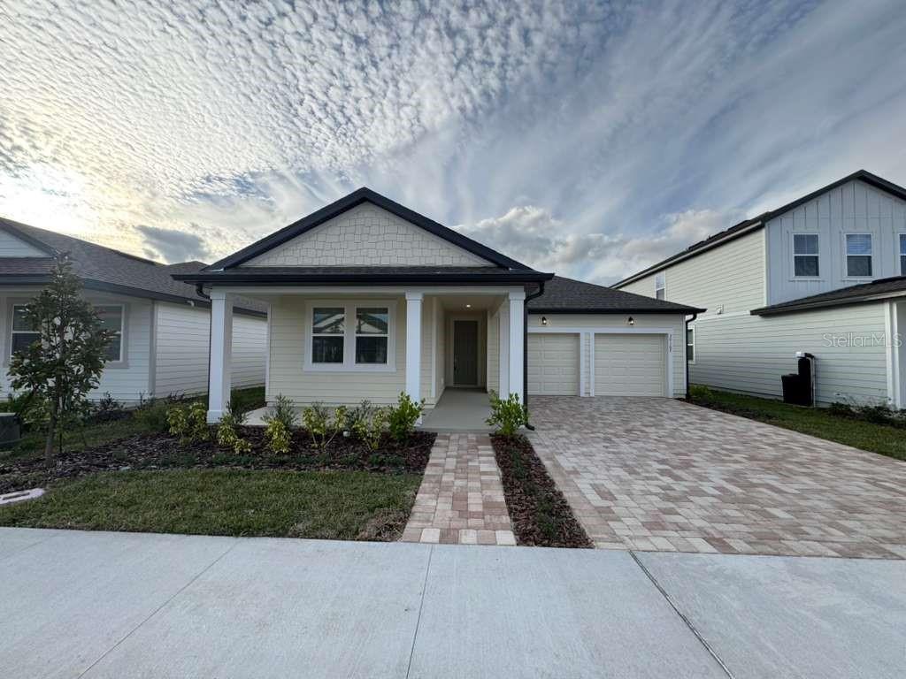 TRAILSIDE - Residential Lease