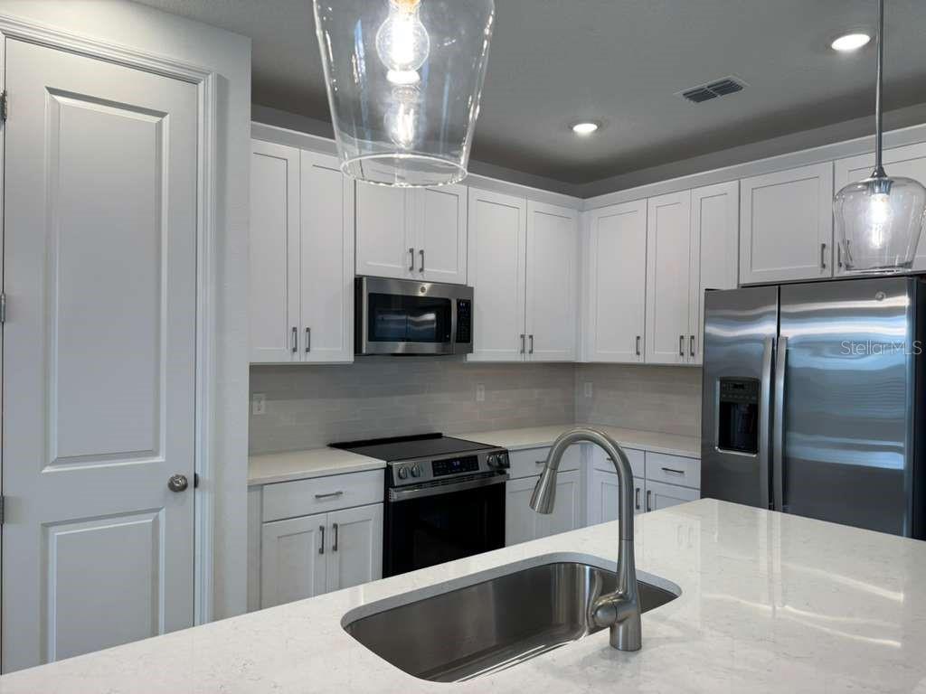 TRAILSIDE - Residential Lease