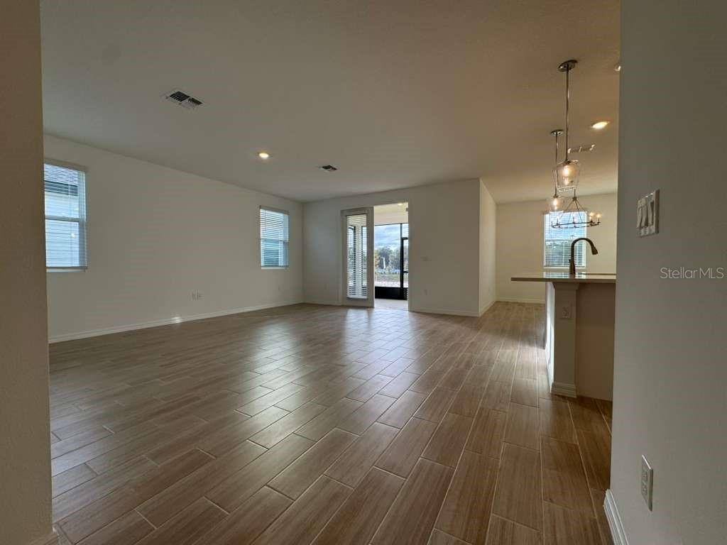 TRAILSIDE - Residential Lease