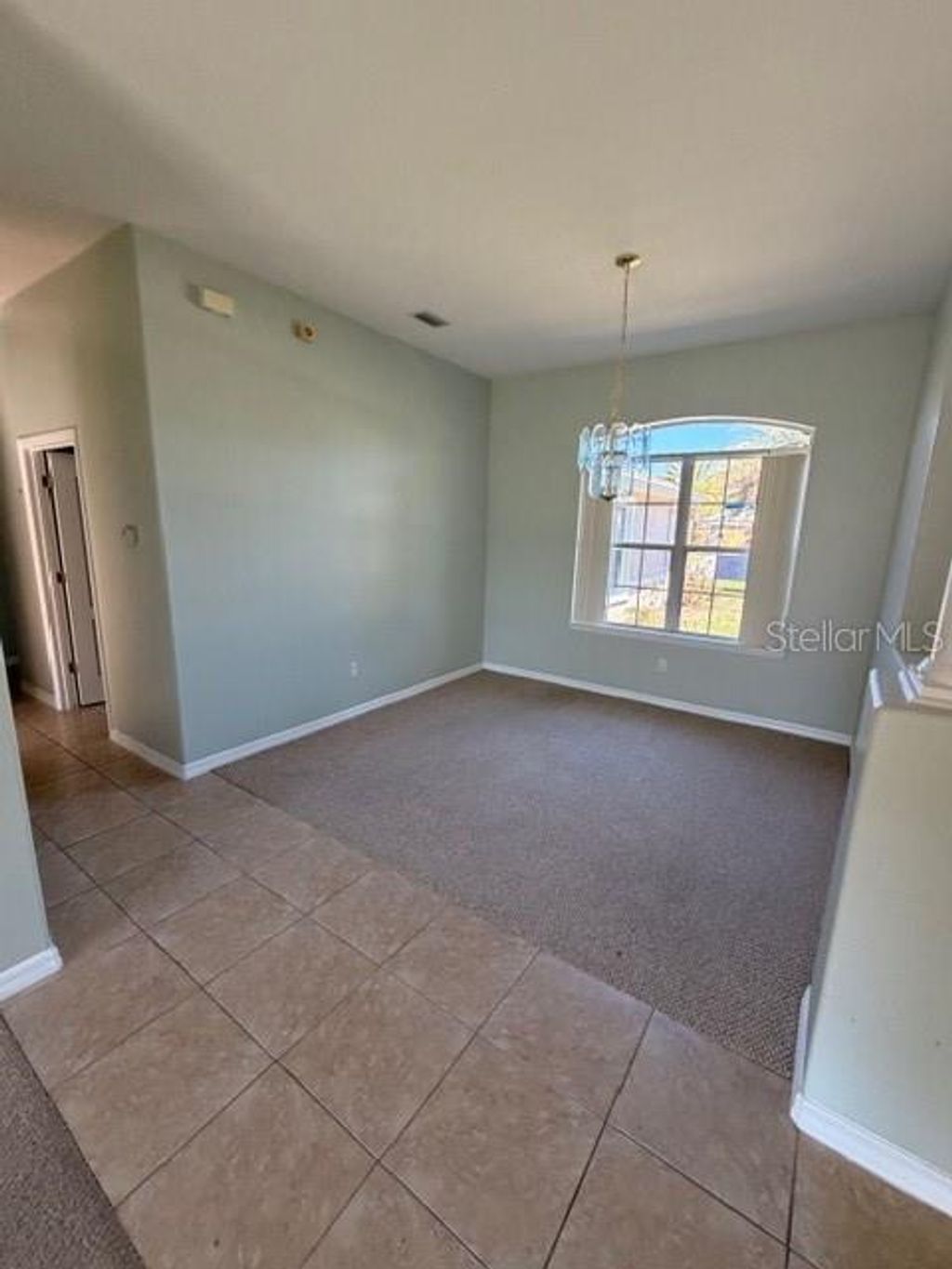 Photo of 9 Winterberry Place, Palm Coast, FL 32164 (MLS # V4948161)