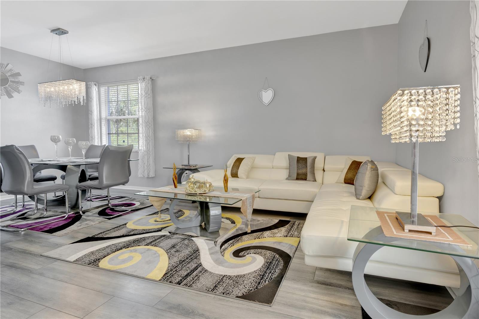 TRINITY EAST - Residential