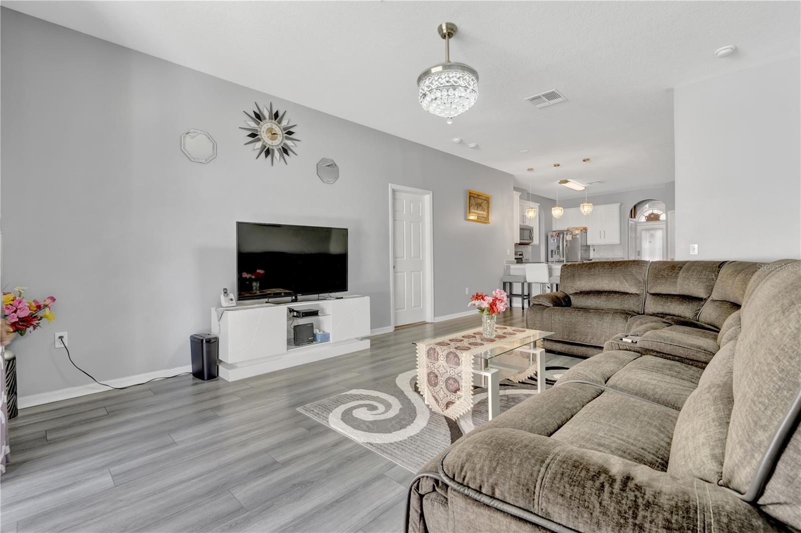 TRINITY EAST - Residential