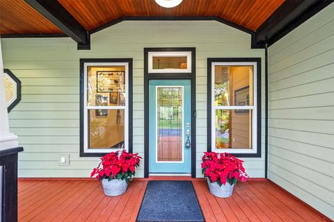 A home in BROOKSVILLE