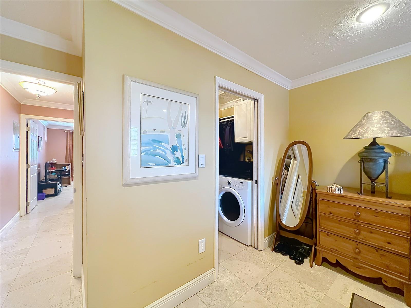 PLANTATION APTS ORLANDO - Residential