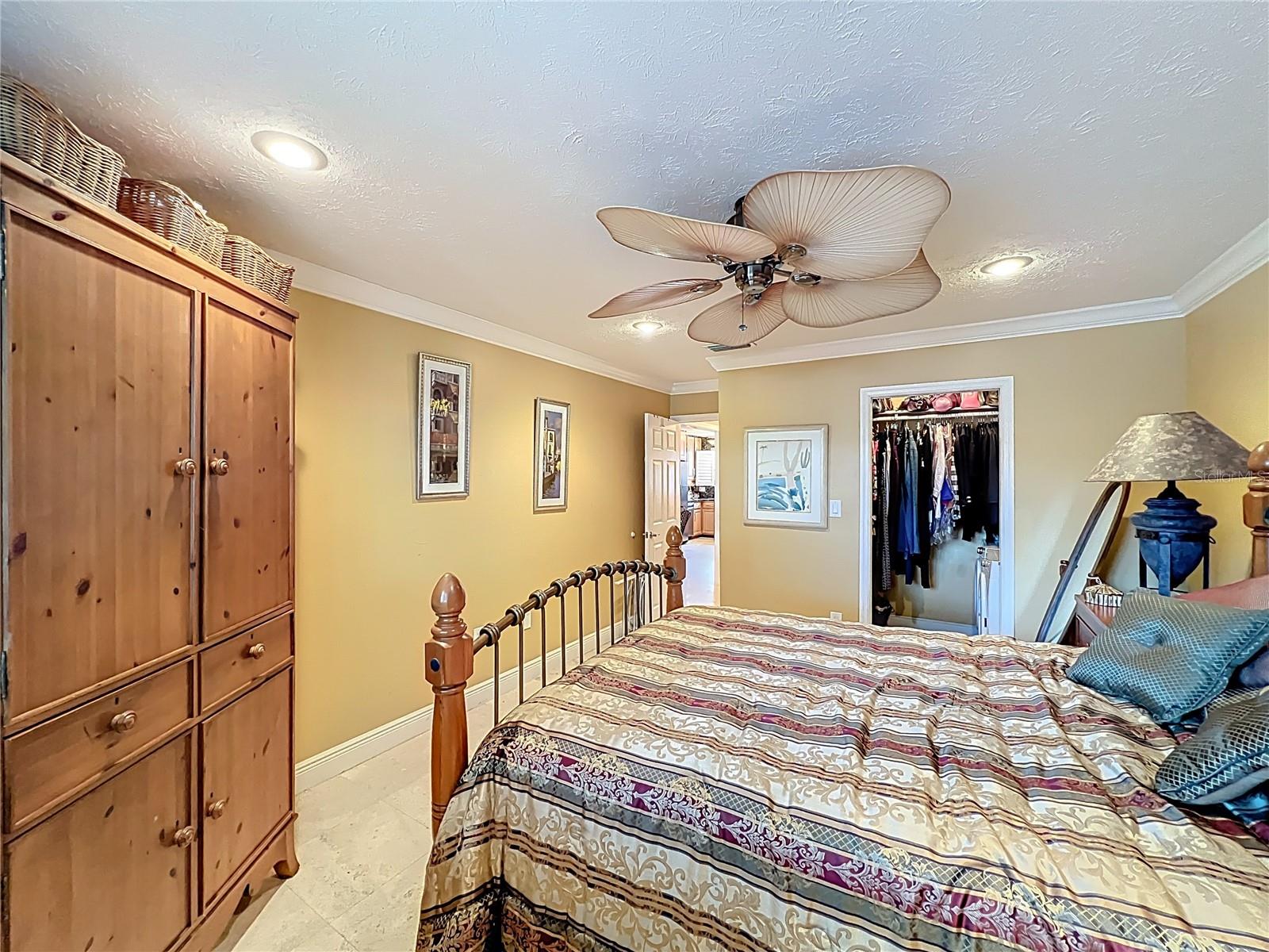 PLANTATION APTS ORLANDO - Residential